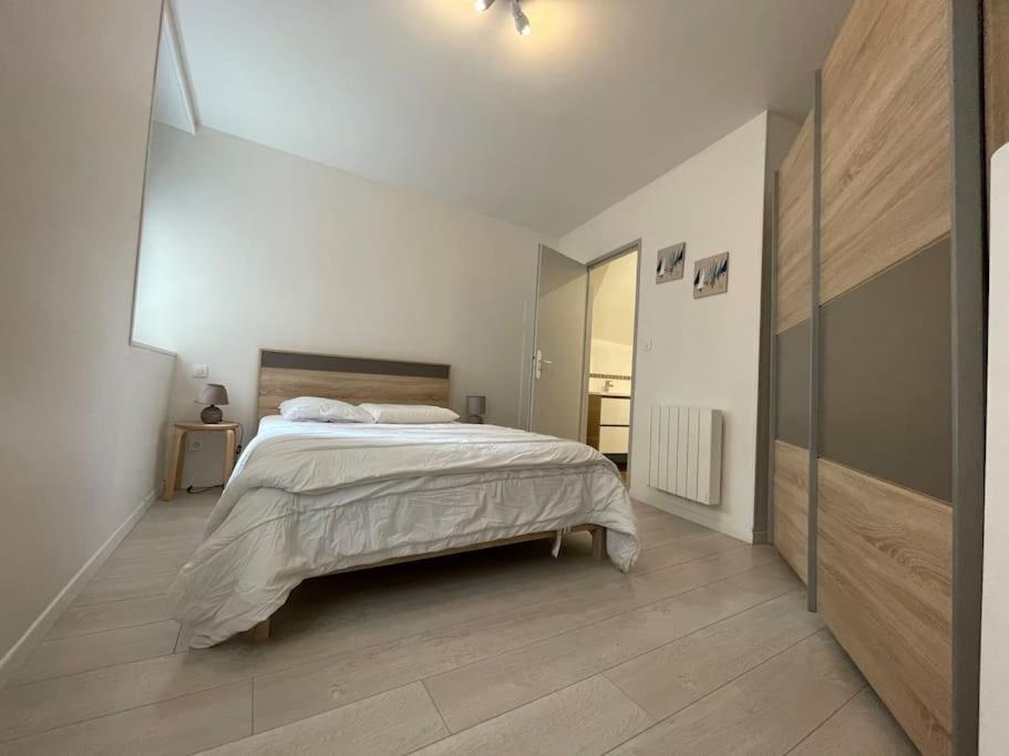 דירות סן-ולרי-אן-קו Duplex Situe Dans Le Centre De St Valery En Caux מראה חיצוני תמונה